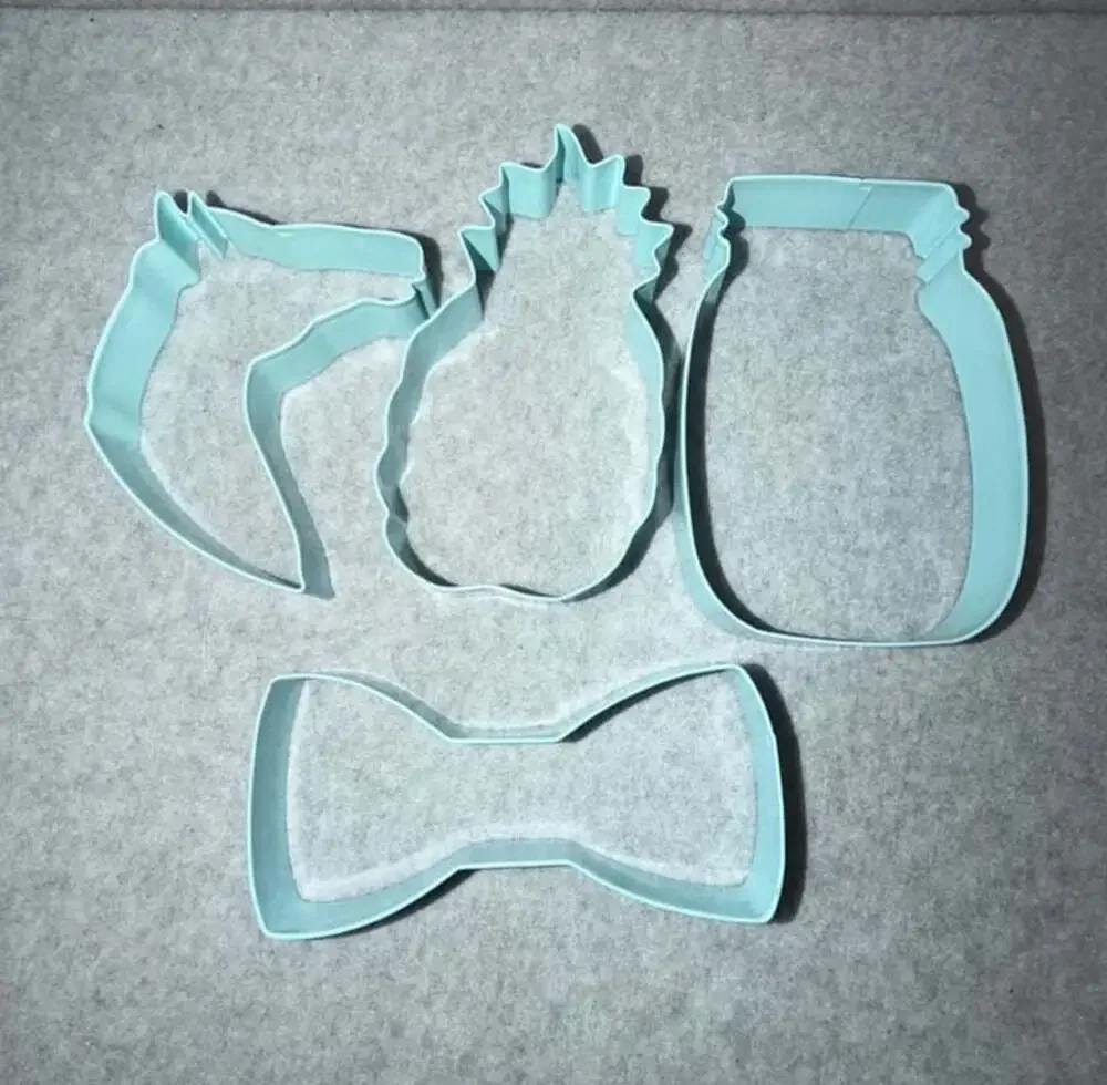 Southern Living Cookie Cutter Set of 4